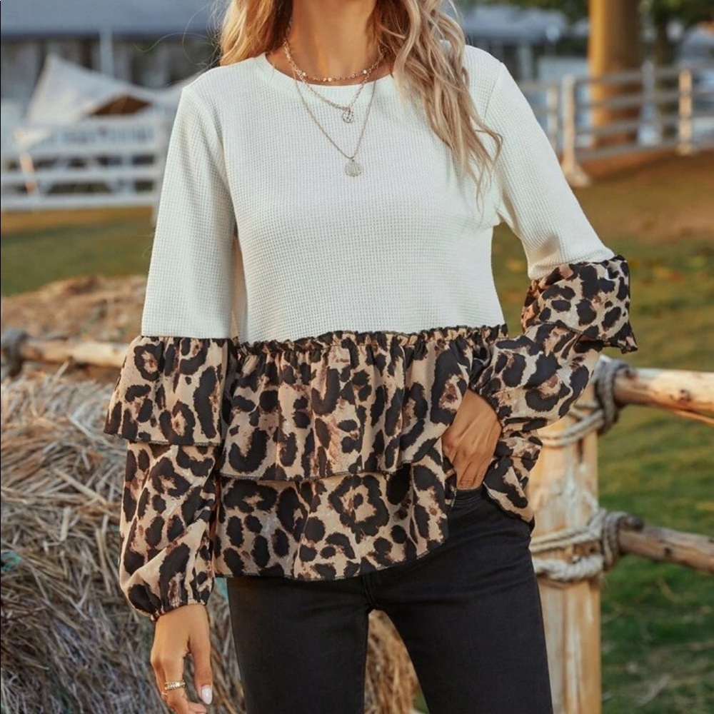 Leopard Print Layered Hem Peplum Top Size Large